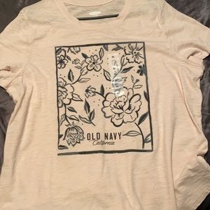 Old Navy. Never worn. Doesn’t fit me anymore.